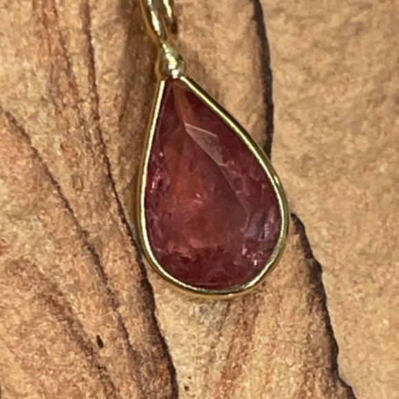 1CT Natural Peachy Pink Tourmaline Pear Shape Solid 14K Yellow G. Pendant 14x6mm - Picture 4 of 4